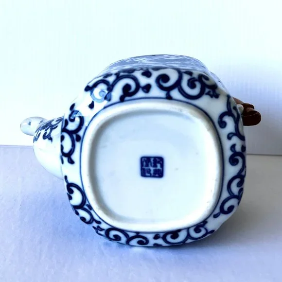 Japanese Tea Set - Phoenix Bird Porcelain - Picture 15 of 16